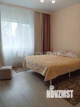 Дом 286м&sup2;, 3-этажный, участок 14 сот.  