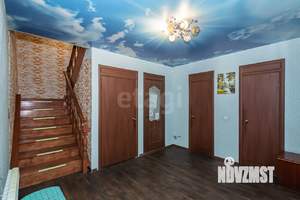Дом 400м², 3-этажный, участок 13 сот.  