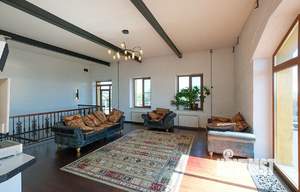 Дом 658м², 2-этажный, участок 14 сот.  