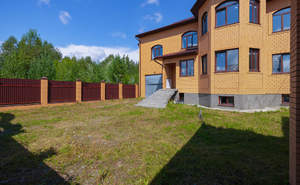 Дом 523м&sup2;, 3-этажный, участок 10 сот.  