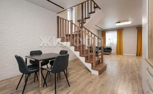Дом 120м², 2-этажный, участок 6 сот.  