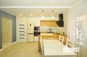 Дом 141м&sup2;, 2-этажный, участок 5 сот.  