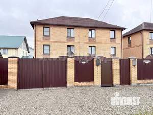 Таунхаус 188м&sup2;, 3-этажный, участок 3 сот.  