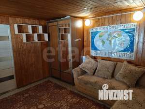 Дом 70м&sup2;, 2-этажный, участок 3 сот.  