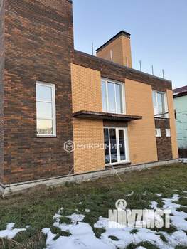 Коттедж 250м&sup2;, 3-этажный, участок 6 сот.  