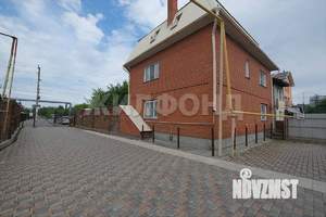 Коттедж 356м², 3-этажный, участок 3 сот.  