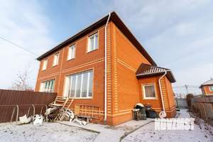 Таунхаус 160м&sup2;, 2-этажный, участок 3 сот.  