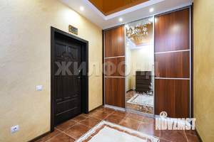 Коттедж 274м², 3-этажный, участок 6 сот.  