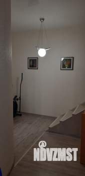 Дом 215м&sup2;, 3-этажный, участок 4 сот.  