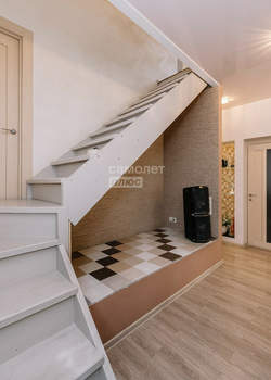 Дом 181м&sup2;, 2-этажный, участок 3 сот.  