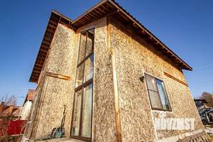 Дом 107м&sup2;, 2-этажный, участок 9 сот.  