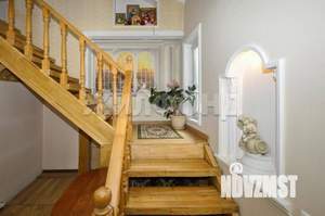 Коттедж 160м², 2-этажный, участок 5 сот.  