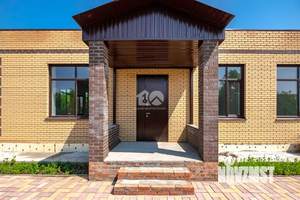 Дом 193м&sup2;, 1-этажный, участок 10 сот.  