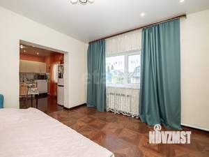 Дом 150м², 3-этажный, участок 7 сот.  