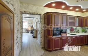 Коттедж 540м&sup2;, 2-этажный, участок 9 сот.  