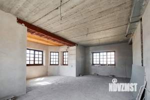 Дом 700м², 2-этажный, участок 18 сот.  