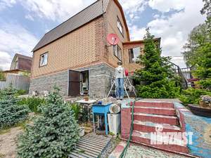 Дом 138м&sup2;, 3-этажный, участок 7 сот.  