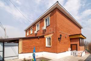 Таунхаус 279м&sup2;, 3-этажный, участок 8 сот.  