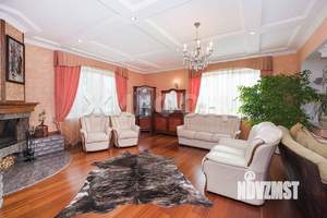 Коттедж 556м&sup2;, 3-этажный, участок 16 сот.  