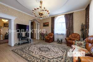 Дом 532м², 3-этажный, участок 10 сот.  