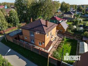 Дом 301м&sup2;, 2-этажный, участок 10 сот.  