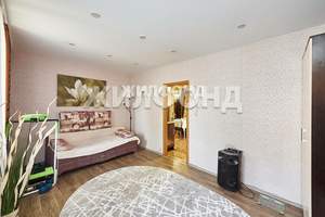 Дом 70м&sup2;, 2-этажный, участок 4 сот.  