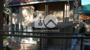 Дом 243м², 3-этажный, участок 9 сот.  