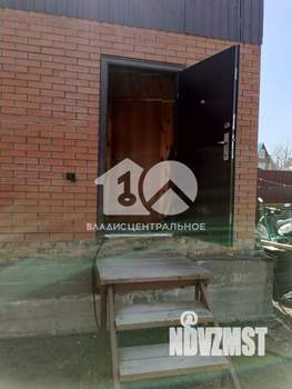 Дом 60м², 2-этажный, участок 6 сот.  