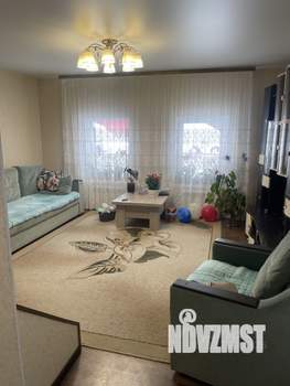 Дом 100м&sup2;, 2-этажный, участок 3 сот.  