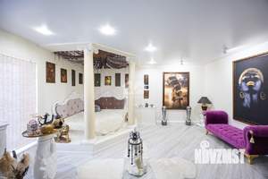 Дом 239м&sup2;, 3-этажный, участок 6 сот.  