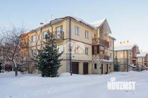 Таунхаус 180м&sup2;, 3-этажный, участок 3 сот.  