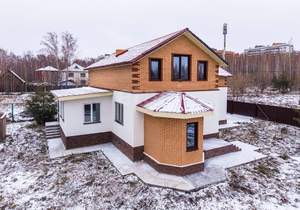 Дом 273м&sup2;, 1-этажный, участок 9 сот.  