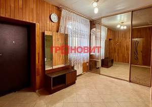 Дом 256м&sup2;, 3-этажный, участок 7 сот.  