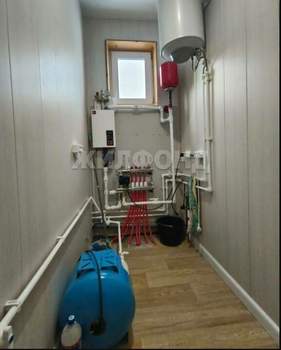 Дом 60м&sup2;, 2-этажный, участок 6 сот.  