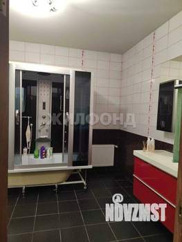 Дом 190м², 2-этажный, участок 4 сот.  