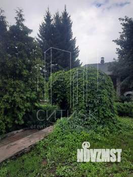 Дом 80м&sup2;, 2-этажный, участок 8 сот.  