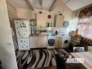 Дом 60м², 2-этажный, участок 6 сот.  