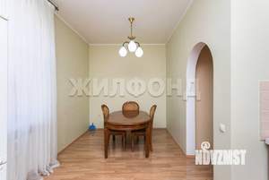 Коттедж 360м², 2-этажный, участок 16 сот.  