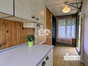 Дом 32м&sup2;, 2-этажный, участок 5 сот.  