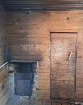 Дом 20м&sup2;, 2-этажный, участок 12 сот.  