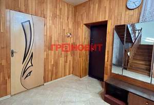 Дом 256м&sup2;, 3-этажный, участок 7 сот.  