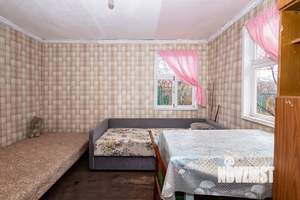 Дом 30м&sup2;, 2-этажный, участок 4 сот.  