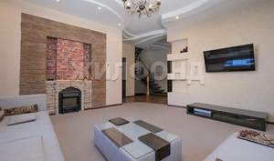 Дом 278м&sup2;, 2-этажный, участок 6 сот.  