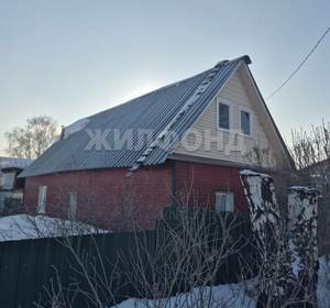 Дом 45м&sup2;, 2-этажный, участок 4 сот.  