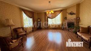 Дом 325м², 2-этажный, участок 9 сот.  