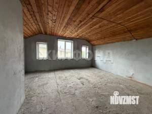 Дом 273м², 2-этажный, участок 9 сот.  