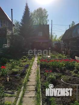 Дом 40м², 2-этажный, участок 6 сот.  
