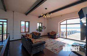 Дом 658м², 2-этажный, участок 14 сот.  