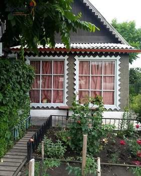 Дом 80м&sup2;, 2-этажный, участок 8 сот.  