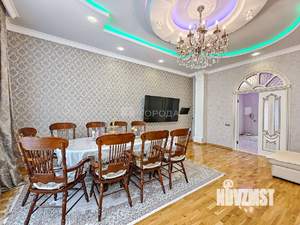 Дом 420м&sup2;, 3-этажный, участок 7 сот.  